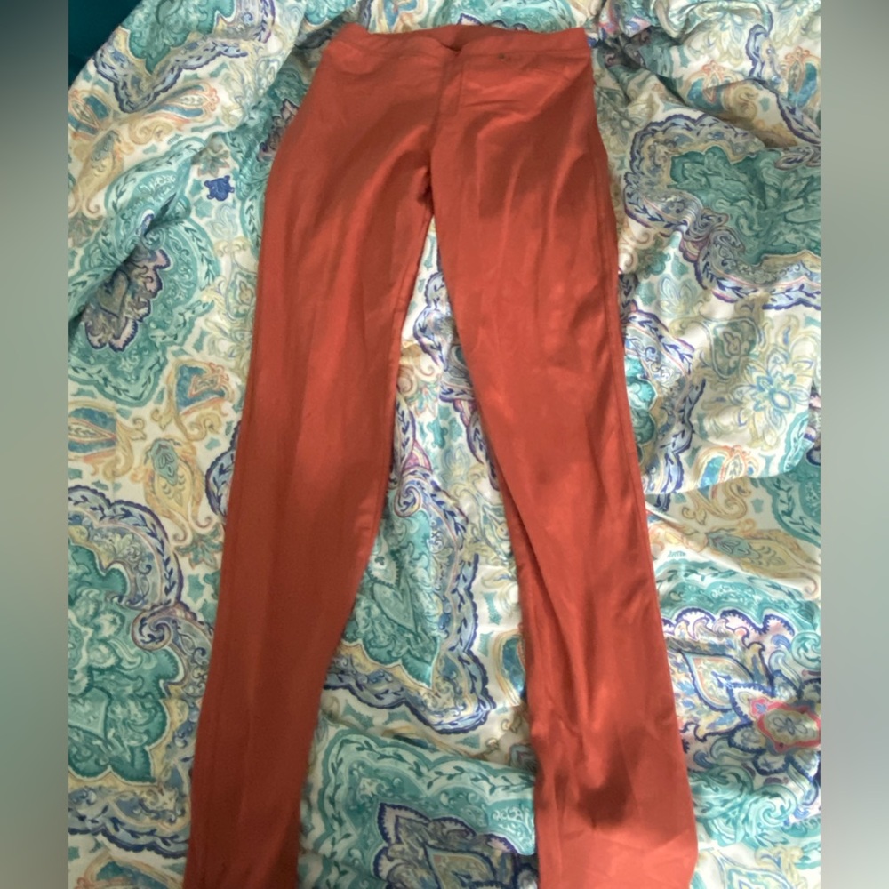 Dressy leggings